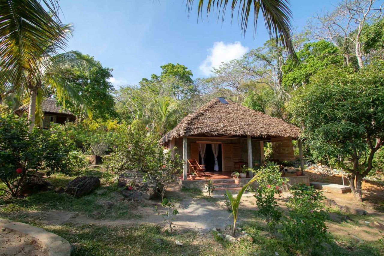 Les Jardins D'Ankify Bed & Breakfast Andimaka Eksteriør bilde